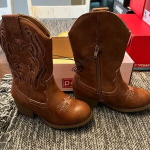 Little Girls Cowboy Boots Brown Western Cowboy Pop Karine Cognac sizes 11 and 1